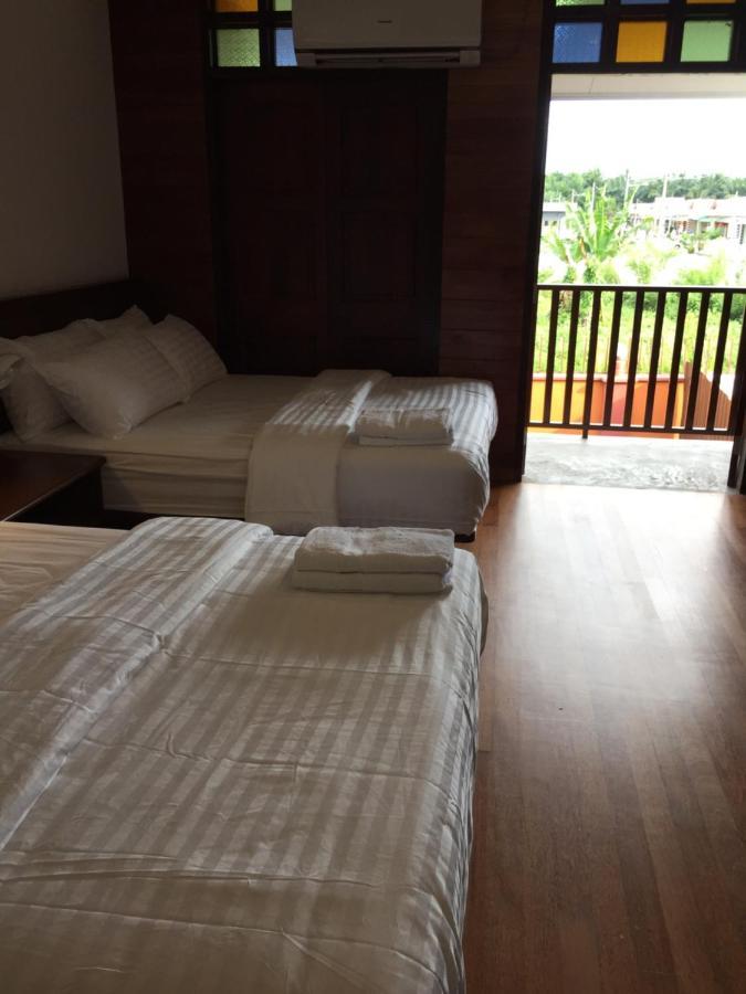 Little Kampung Studio Teluk Intan Ngoại thất bức ảnh